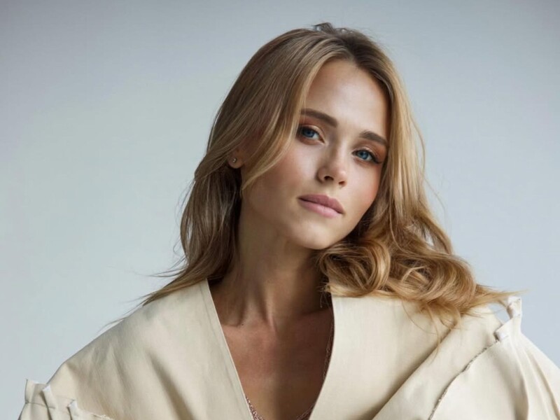 "У пологовий ще не збираємося". Кошмал, яка незабаром стане матір'ю, виклала в мережу свіже селфі