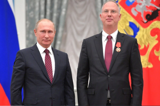 Батько працює у Києві: що відомо про переговорника Путіна, якого називають його "наступником"