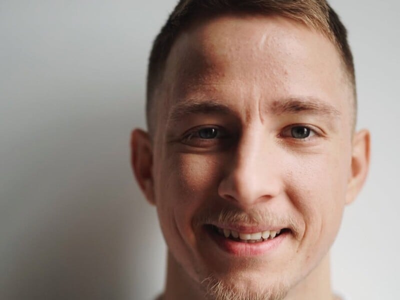 "Я на відпочинку". Терен після розставання з Белень показав, як "гріє кістки" на тлі пальм. Відео