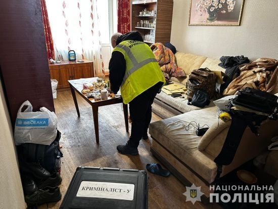 Приревнував дружину: у Сумах поліцейські затримали чоловіка за замах на вбивство