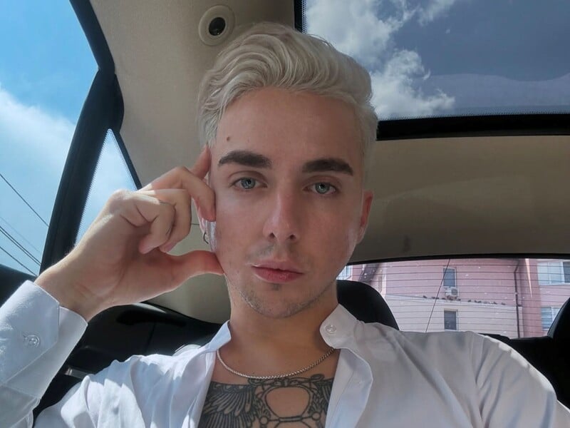 Melovin назвав українського артиста, якого не став би продюсувати через його скандальність Melovin назвав українського артиста, якого не став би продюсувати через його скандальність