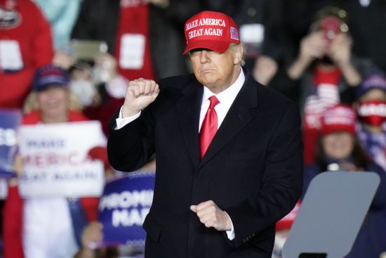 Трамп відмовився називати Україну рівноправним учасником переговорів