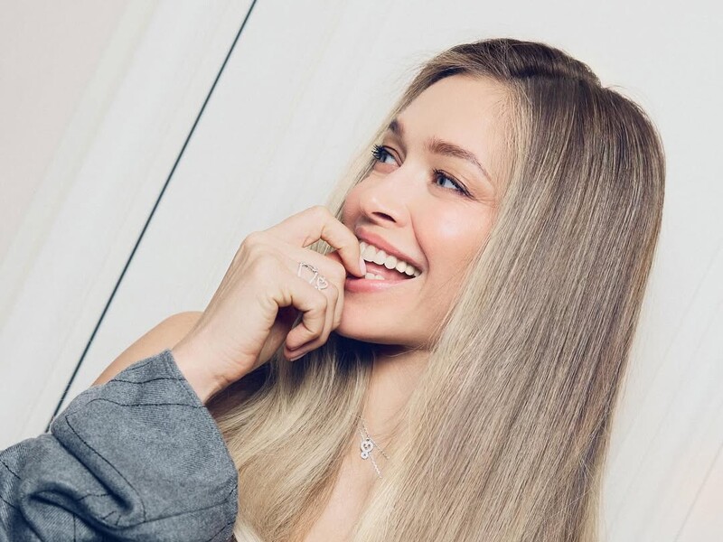 42-річна Брежнєва показала фігуру в боді 42-річна Брежнєва показала фігуру в боді