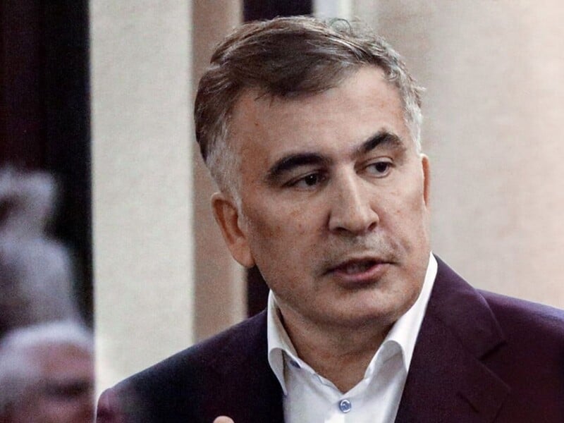 "Вона не ходить в укриття. Я дуже турбуюся". Саакашвілі розповів про свою доньку, яка живе в Києві