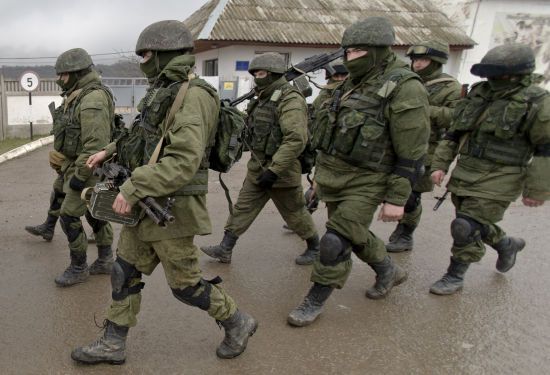 Росія змінює тактику у бік піхотних штурмів на фронті: в ISW назвали причини