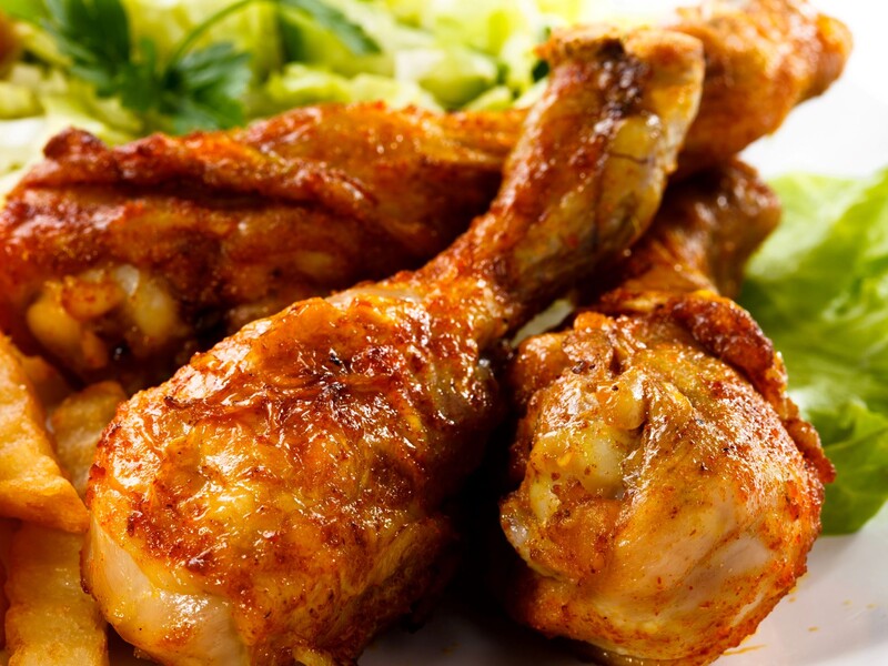 Приготуйте курячі гомілки у пиві за цим рецептом - і вони вийдуть ідеальними