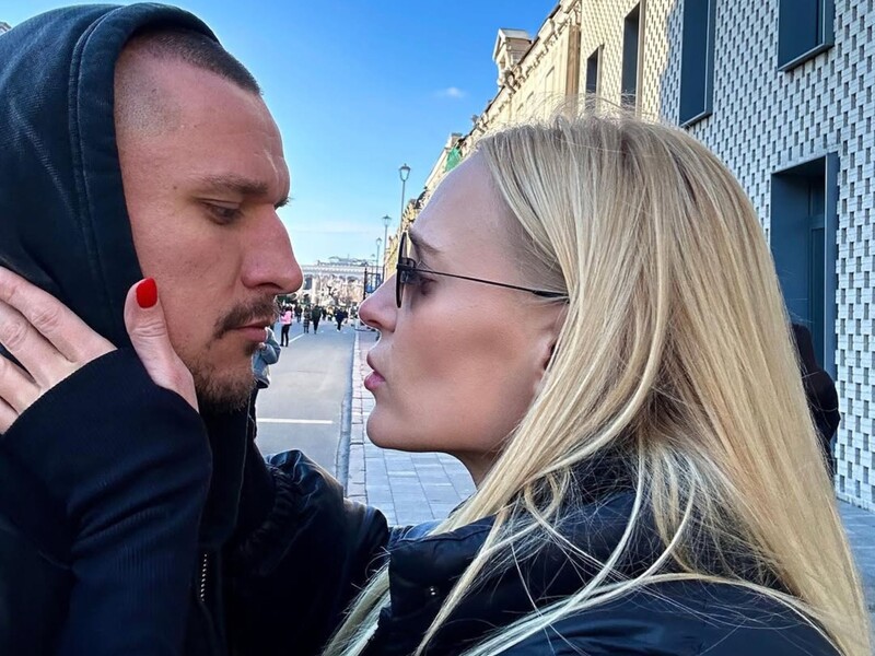 Готочкіна після пластичної операції на обличчі вперше прокоментувала розставання з Цимбалюком