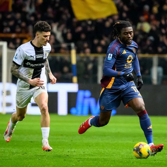 Допомогло вилучення у суперника: "Рома" без Довбика здолала "Парму" в матчі Серії А (відео)