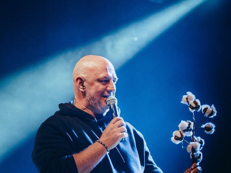 Потап, який утік у Мексику, розважав публіку російськомовними піснями в ресторані Тулума. Відео