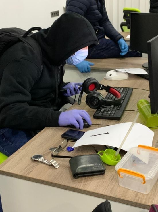 Як ФСБ вербує диверсантів в Україні: журналісти розкрили схему