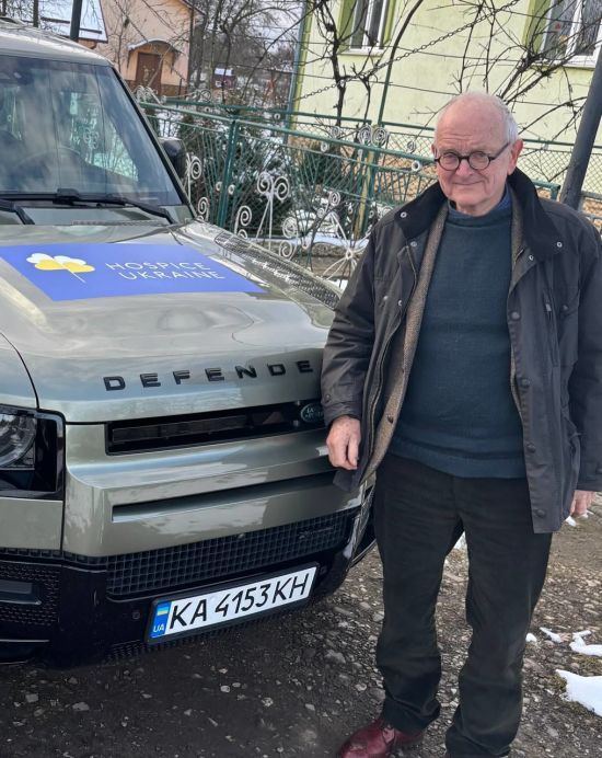 Британський нейрохірург зізнався, чи намагалися українські пацієнти дати йому хабар