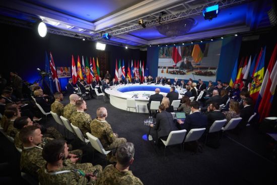 Роковини повномасштабного вторгнення РФ: що світові лідери в Києві пообіцяли Україні