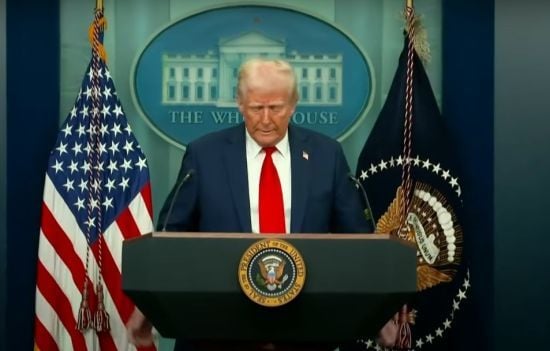 США припиняють фінансувати допомогу ПАР, через "масові порушення прав людини"