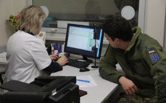 Коли в Україні з'являться електронні черги на ВЛК: в ОП розповіли деталі