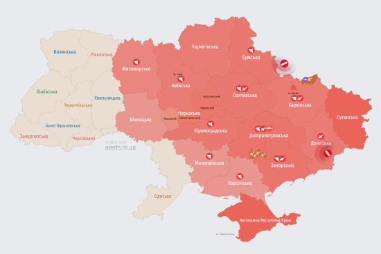 Ворог атакує Україну ударними безпілотниками: напрямок руху цілей