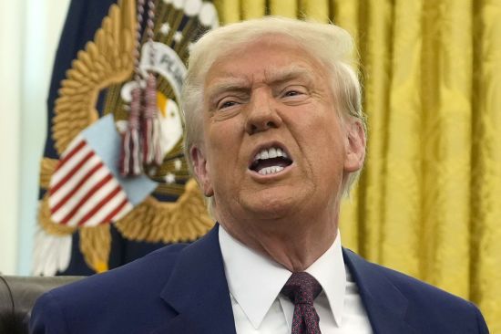 Трамп відповів, чи братиме Україна участь у переговорах про припинення війни