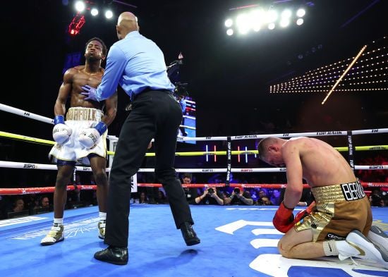 Берінчик – Девіс: відео нокауту