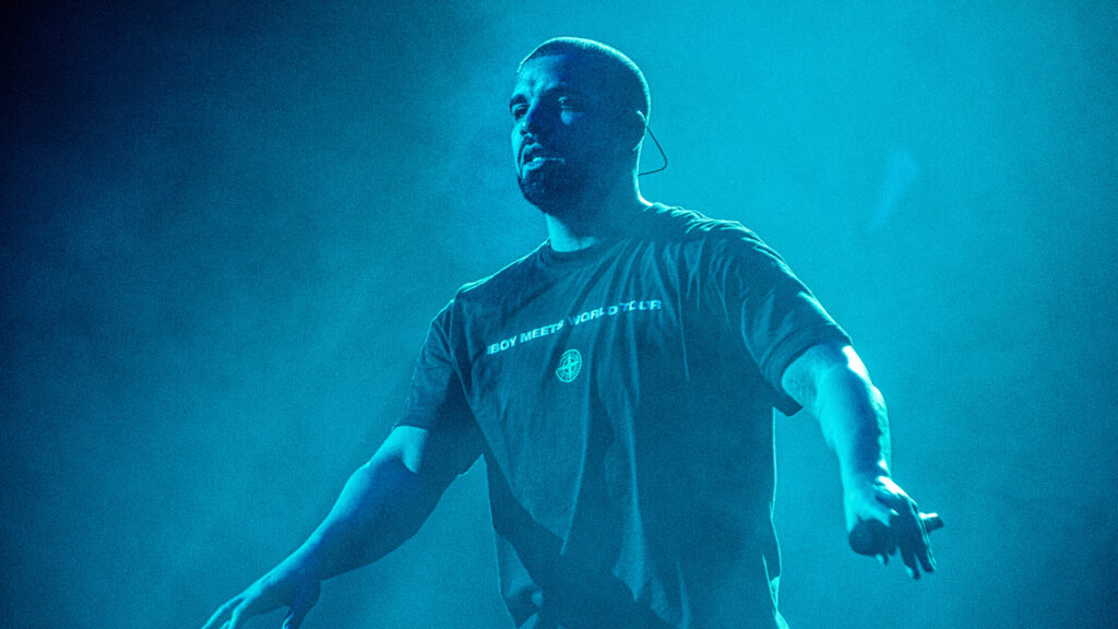 Кендрик Ламар на Супербоул 2025: політична акція, зміна тексту й претензії до Jay-Z