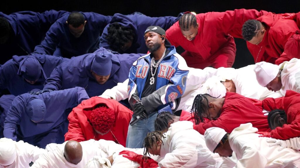 Динозаври, смурфи, лиходії: які трейлери показали на Супербоулі-2025