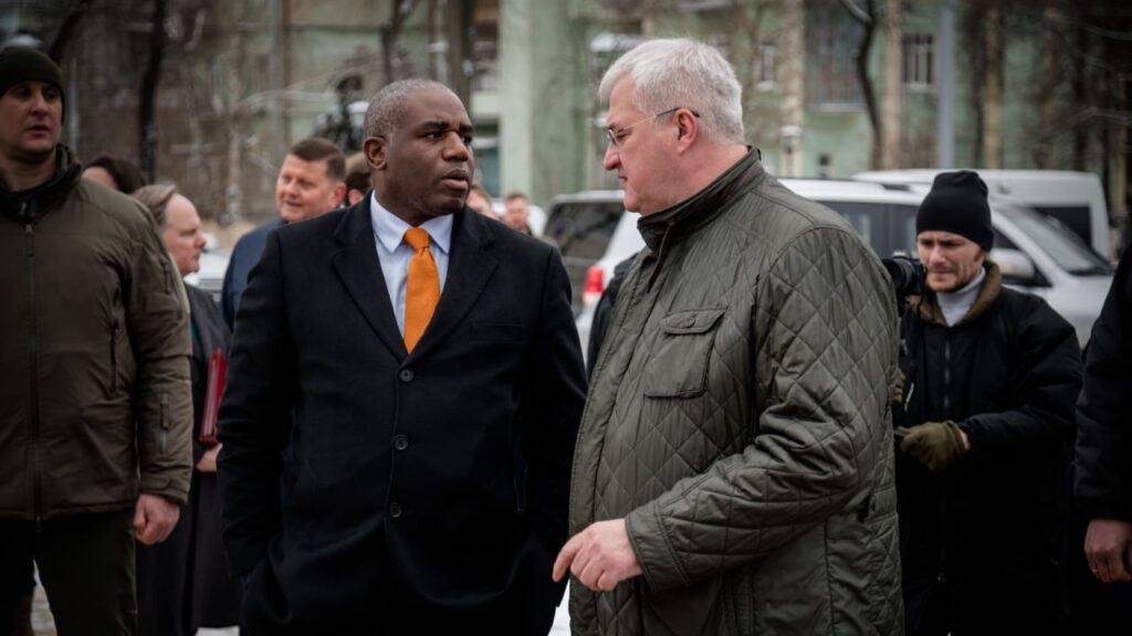 Ми не бачимо, що Росія серйозно ставиться до переговорів і миру – глава МЗС Британії