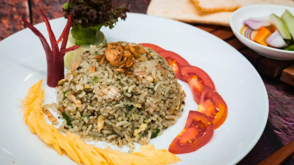 Розсипчастий, ідеальний: шеф-кухар поділився порадами щодо приготування рису