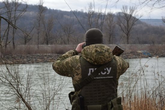На Закарпатті зник прикордонник: міг втекти за кордон – журналіст На Закарпатті зник прикордонник: міг втекти за кордон – журналіст