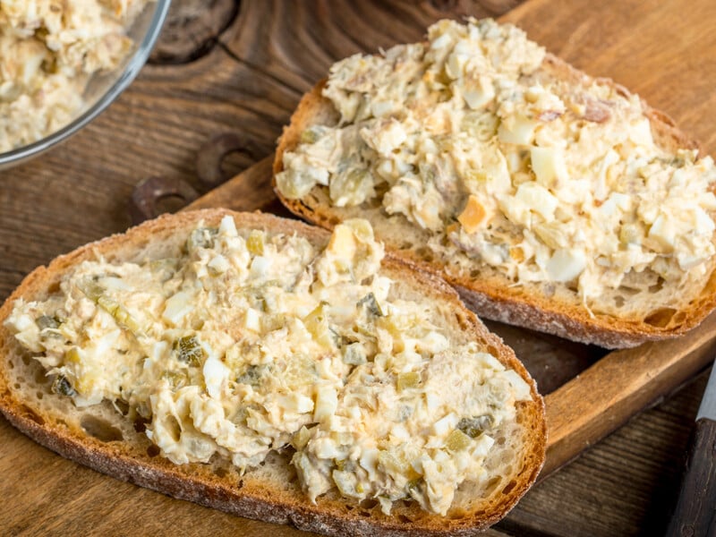 Додайте до сиру це – й отримаєте дуже смачну і чудову намазку. Легкий рецепт