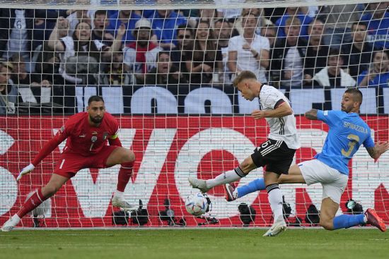 Італія – Німеччина: де дивитися і ставки букмекерів на матч 1/4 фіналу Ліги націй