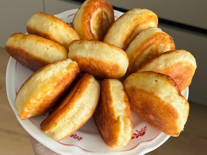 За цим рецептом оладки завжди будуть пухкими й не опадуть після приготування. Три секретні лайфхаки