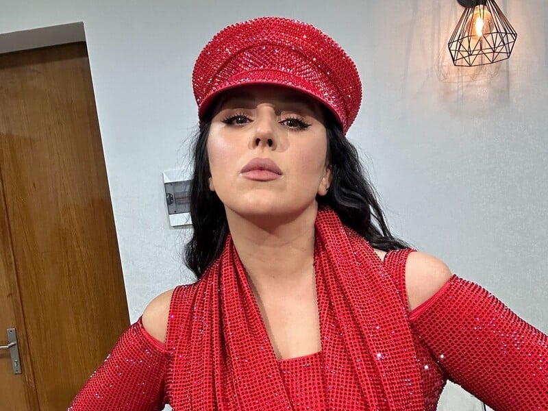 "Прийду на концерт, коли будеш 60". Джамала розповіла, як її хейтили за те, що погладшала на 20 кг "Прийду на концерт, коли будеш 60". Джамала розповіла, як її хейтили за те, що погладшала на 20 кг