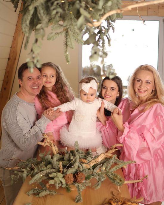 Лілія Ребрик відсвяткувала перший рік доньки і показала сюрприз від зіркових кумів