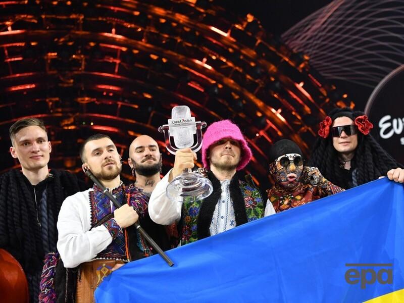 "Переконували не робити". Колишній директор Kalush Orchestra розповів про заклик допомоги "Азовсталі" "Переконували не робити". Колишній директор Kalush Orchestra розповів про заклик допомоги "Азовсталі"
