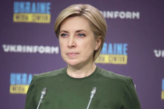 Кабмін хоче спростити взяття на військовий облік за кордоном – що відомо