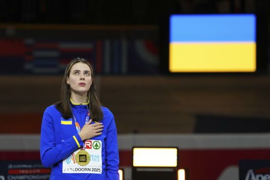"Дякую українським героям": Магучіх прокоментувала завоювання "золота" на Євро-2025 у приміщенні