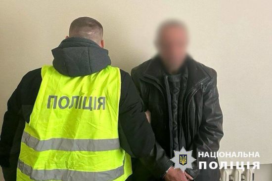 Перебував у нетверезому стані: на Київщині затримали 58-річного мешканця, який викрав мікроавтобус