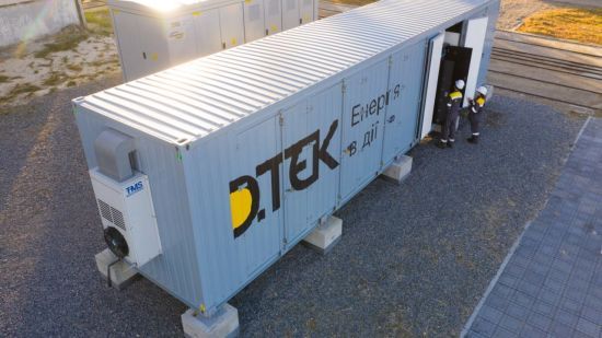 У лютому ДТЕК повернув світло майже 650 тис. родин після ворожих обстрілів У лютому ДТЕК повернув світло майже 650 тис. родин після ворожих обстрілів