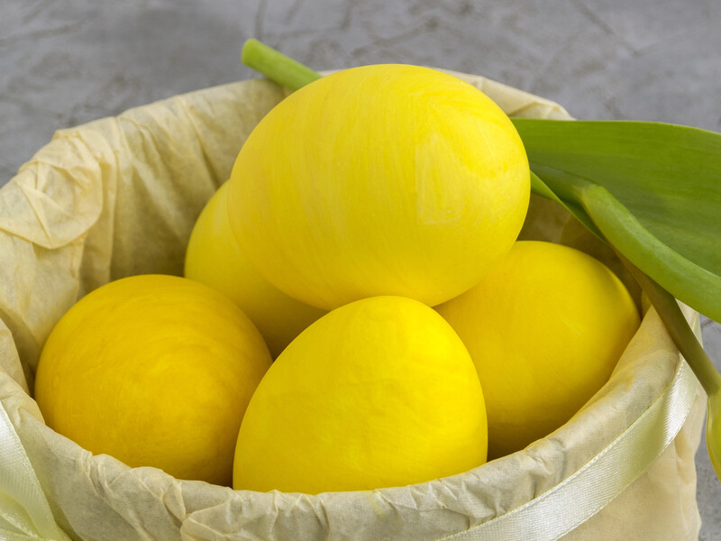 Додайте це – і крашанки вийдуть жовтого кольору. Екологічний і недорогий рецепт