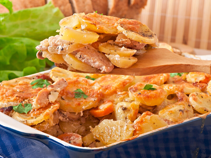 Додайте це перед запіканням – і картопля під сиром вийде соковитою. Ідеальний рецепт