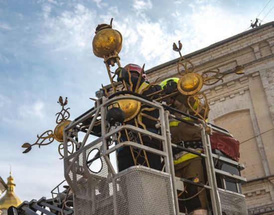 У Києво-Печерській Лаврі впав хрест: що відомо