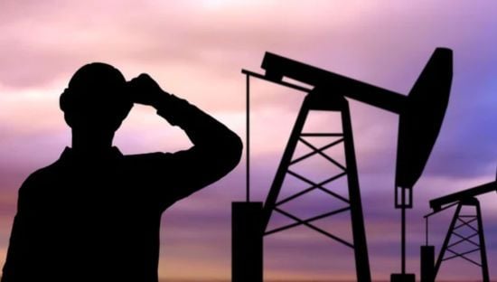 Нафта, фінанси та "тіньовий флот": з яких галузей Росії США незабаром можуть зняти санкції