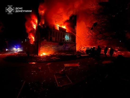 Обстріл Добропілля на Донеччині: щонайменше 11 загиблих (фото)