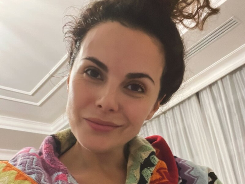 "Улюблені ранкові вправи". Каменських продемонструвала гнучкість тіла