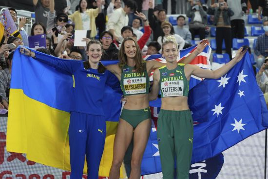 Магучіх виборола "бронзу" на ЧС-2025 з легкої атлетики у приміщенні (відео)