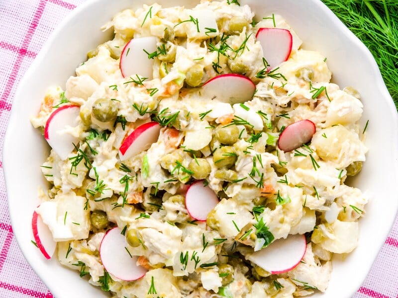 Додайте це до редиски – і салат вийде ситним і яскравим. Рецепт весняної страви