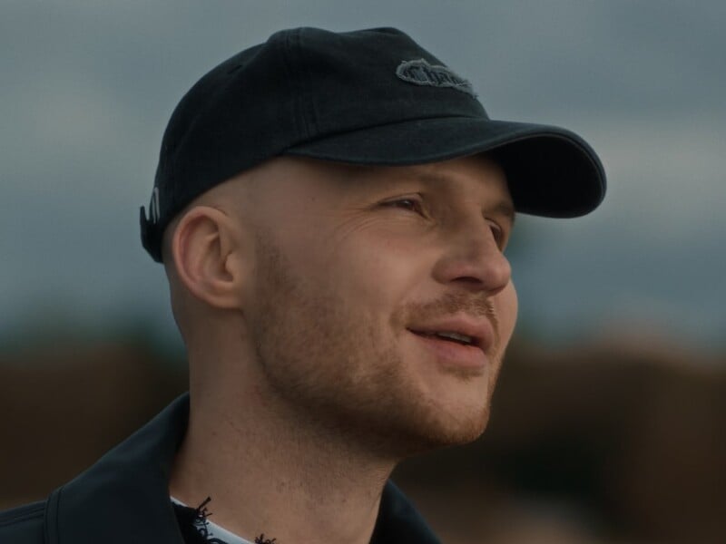 "Історія молодого хлопця та досвідченого чоловіка". Vlad Darwin презентував пісню "Три спроби"