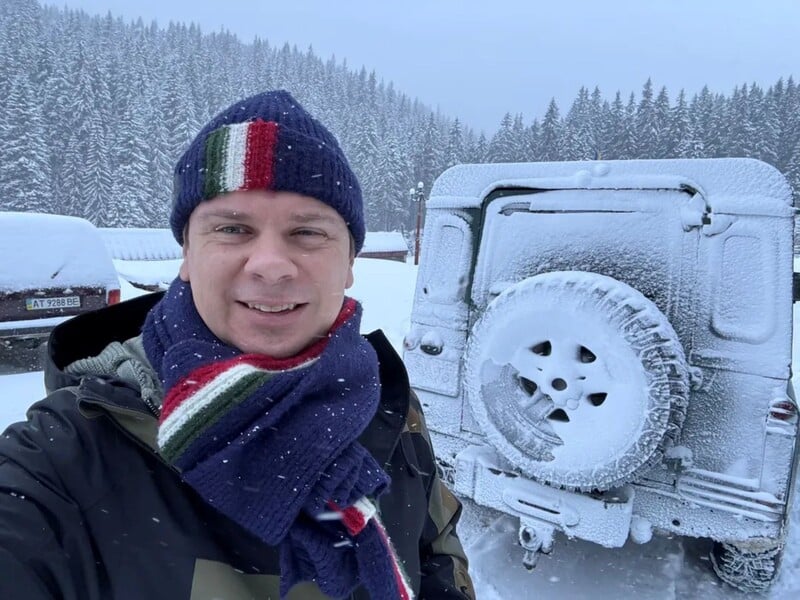 "Справжньої шкоди завдають вирубки". Комаров відреагував на звинувачення у джипінгу в Карпатах