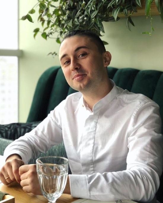 Тарас Тополя показав рідкісне фото з 4-річною донькою і приголомшив їхньою схожістю