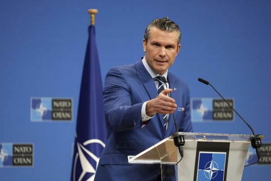 Міністр оборони США спростував витік секретних даних з урядового чату