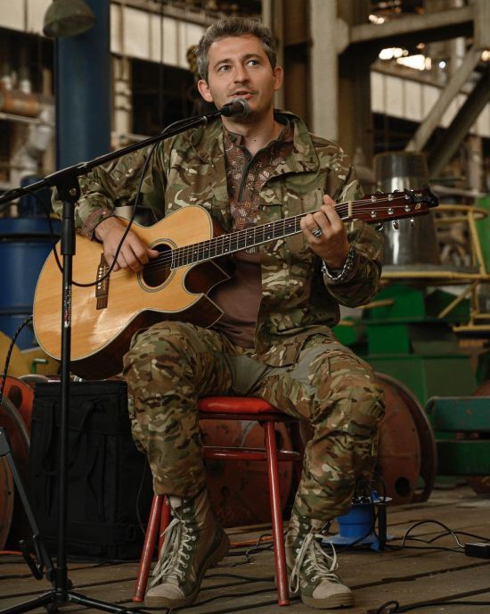 Музикант Коля Сєрга очолив посаду радника міністра закордонних справ