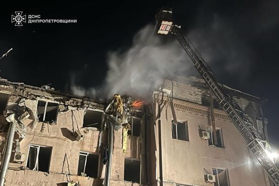 У Кривому Розі лікарі борються за життя 20 поранених після ворожого удару